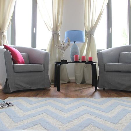 Leon Apartments لبسيا المظهر الخارجي الصورة
