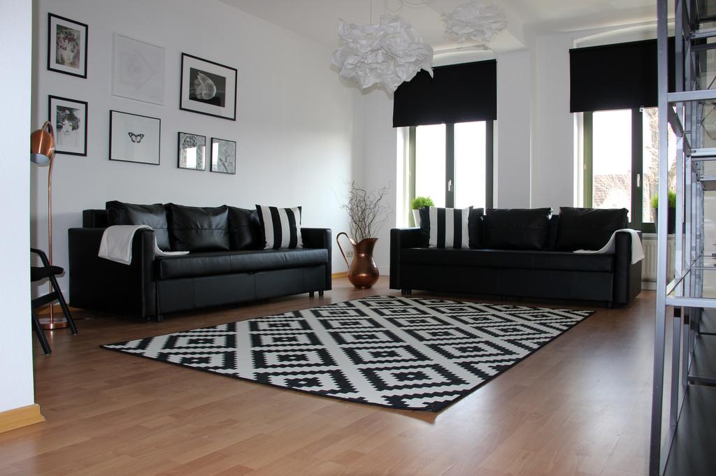 Leon Apartments لبسيا الغرفة الصورة