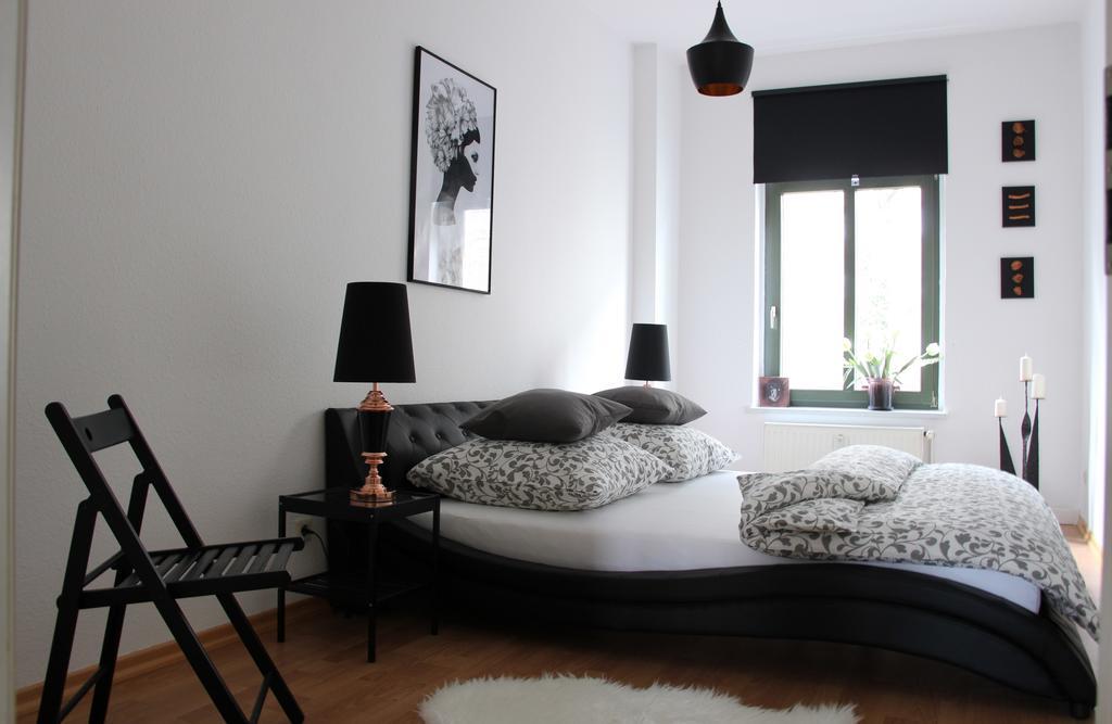 Leon Apartments لبسيا الغرفة الصورة