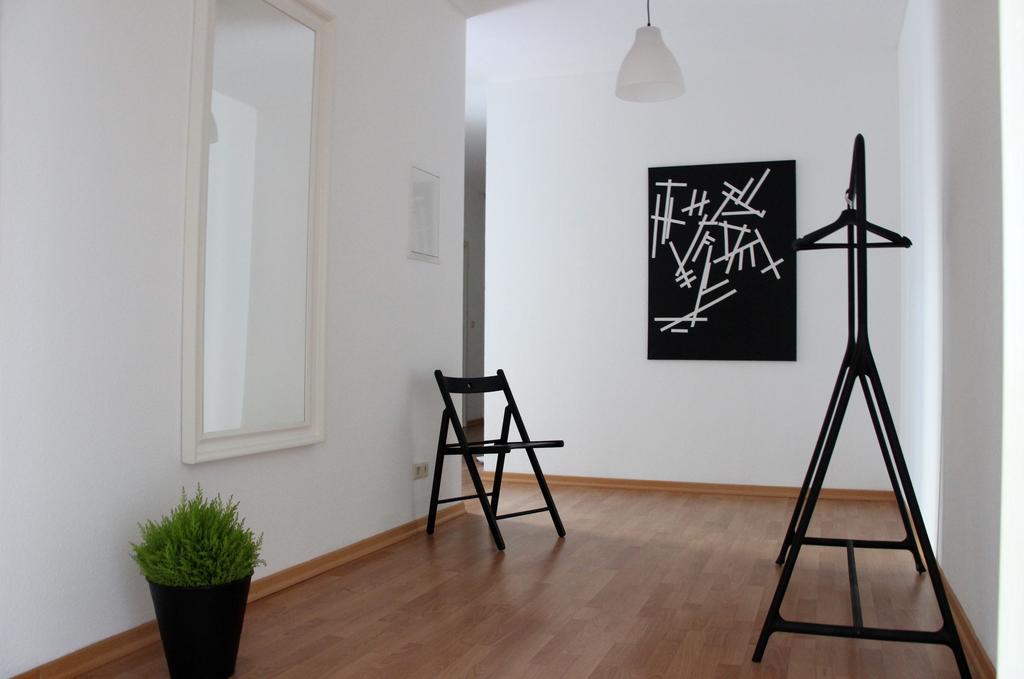 Leon Apartments لبسيا الغرفة الصورة