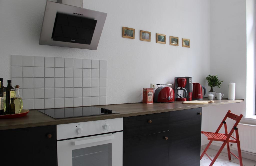 Leon Apartments لبسيا المظهر الخارجي الصورة